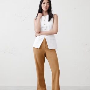 Banana Republic White Top and Brown Pants Ensemble